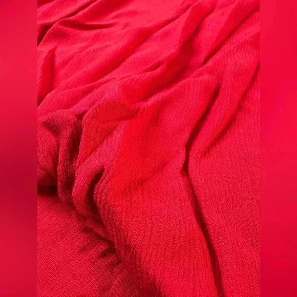 Gibson Women’s Large Tank Top Ruffle Holiday Patriotic Cherry Red Gauze Flowy - Picture 10 of 10